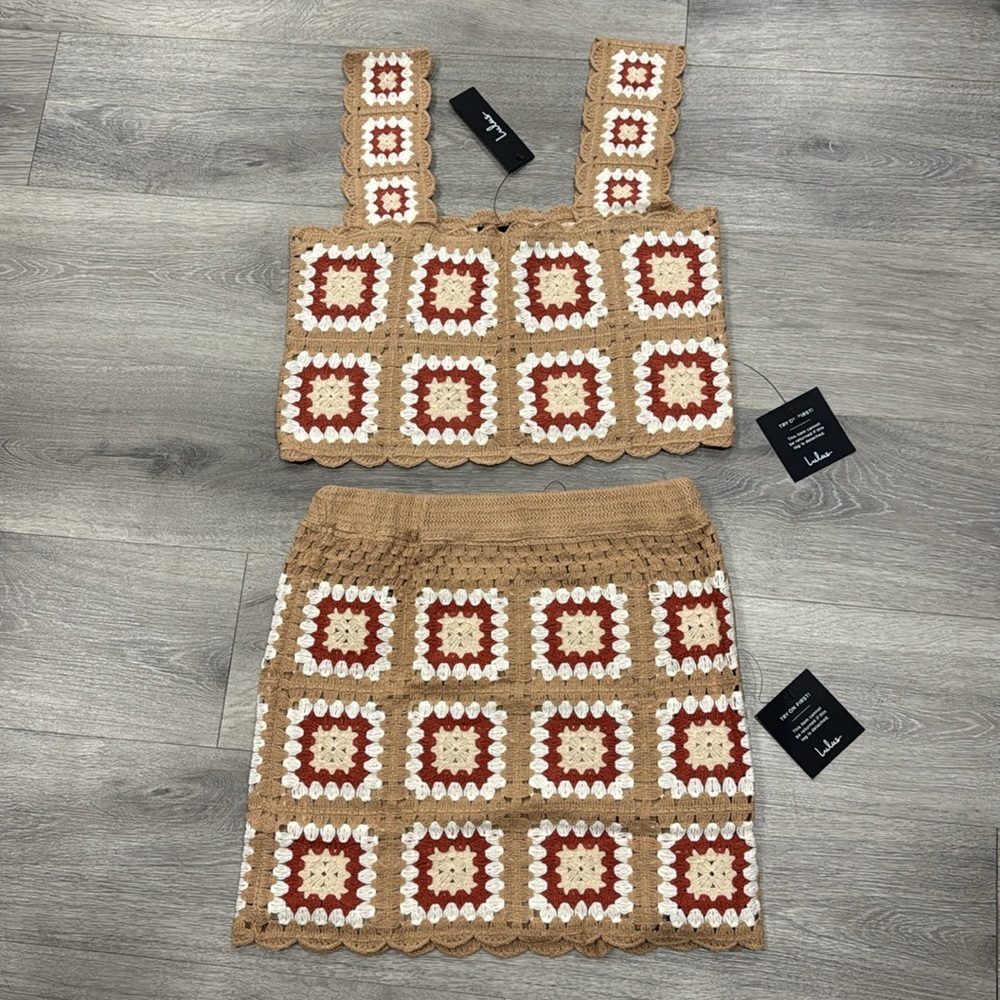 Aesthetic Instinct Beige and Red Crochet 2 Piece Mini Dress Skirt Lulu’s Small - Picture 5 of 16